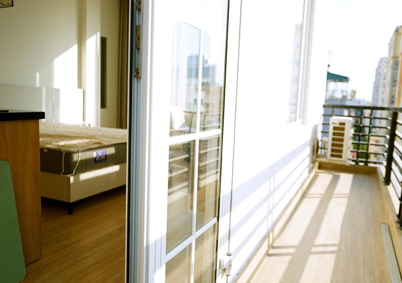Lyn House - Service Apartment Hoang Quoc Viet Hanoi Bagian luar foto