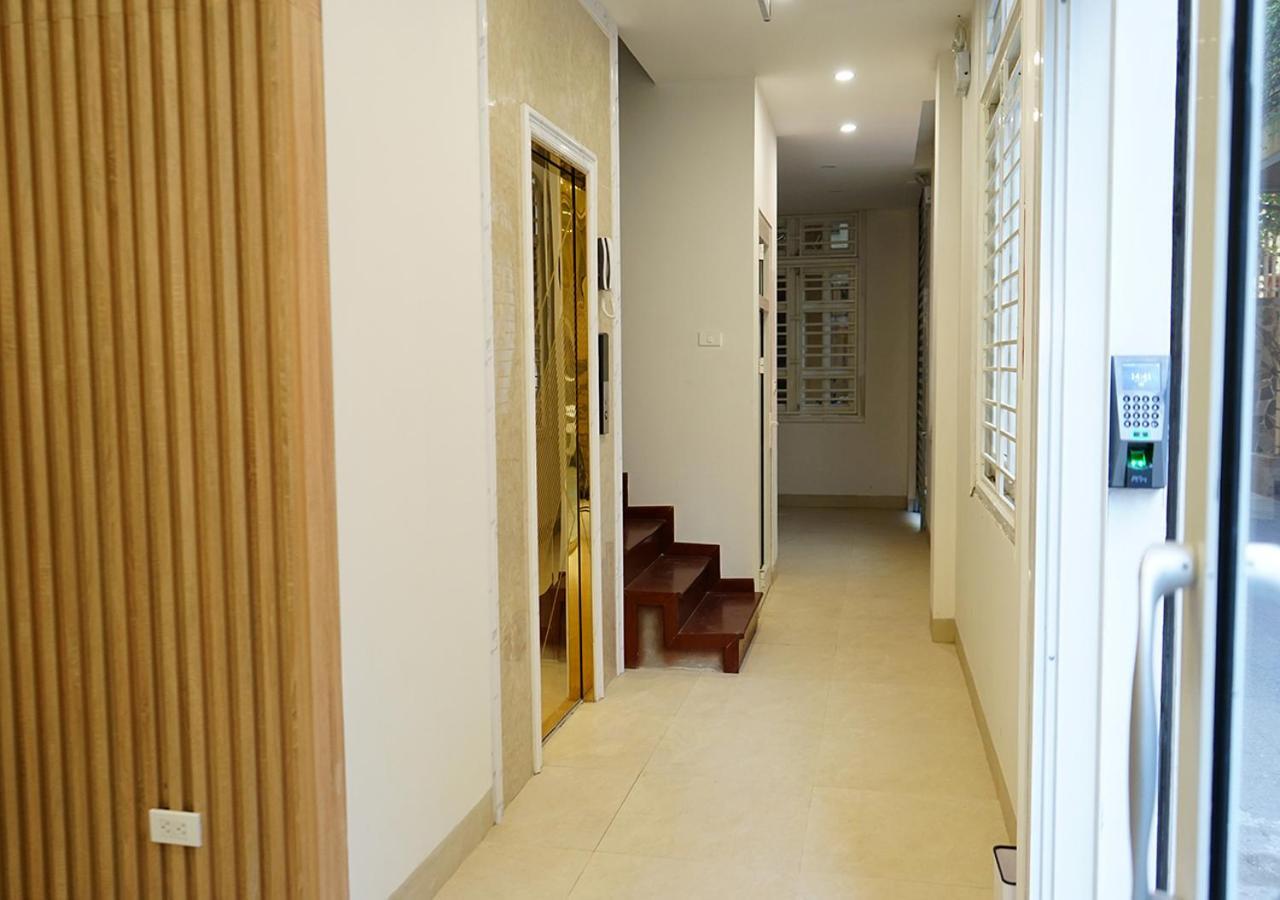 Lyn House - Service Apartment Hoang Quoc Viet Hanoi Bagian luar foto