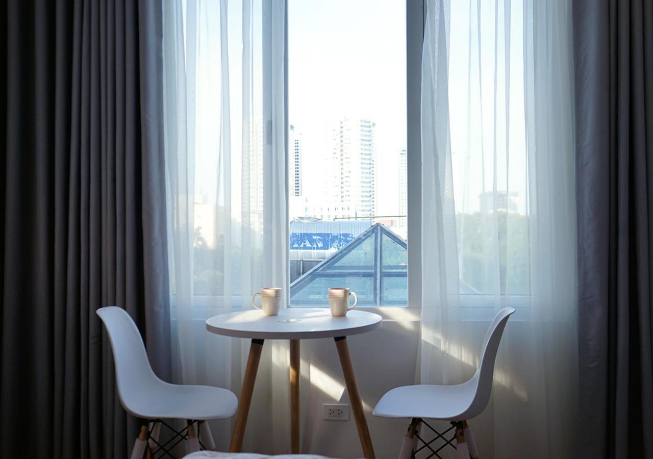 Lyn House - Service Apartment Hoang Quoc Viet Hanoi Bagian luar foto