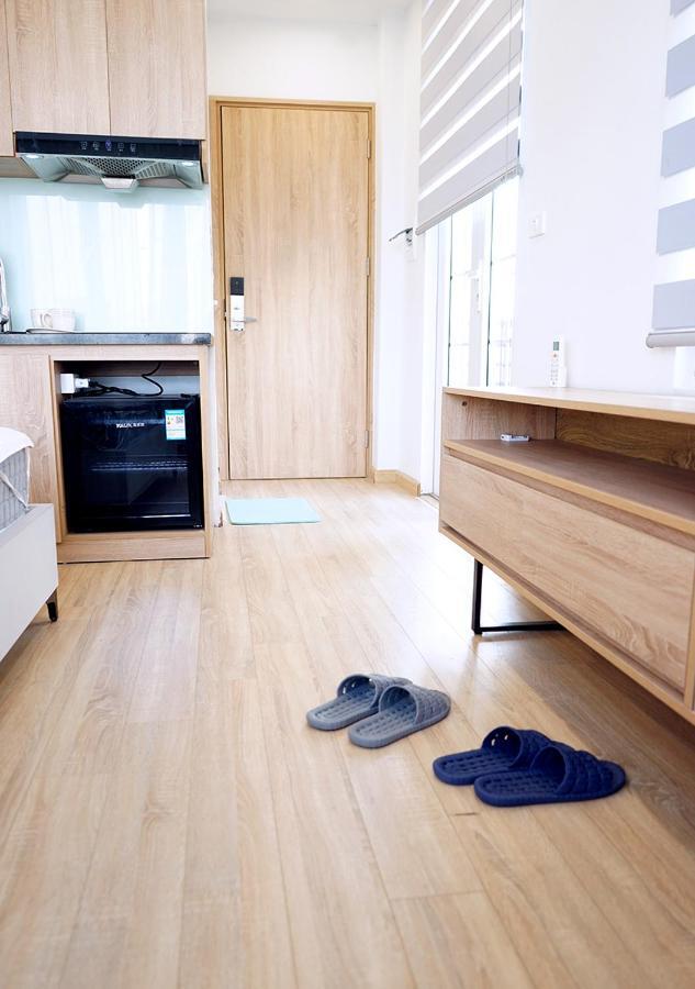 Lyn House - Service Apartment Hoang Quoc Viet Hanoi Bagian luar foto